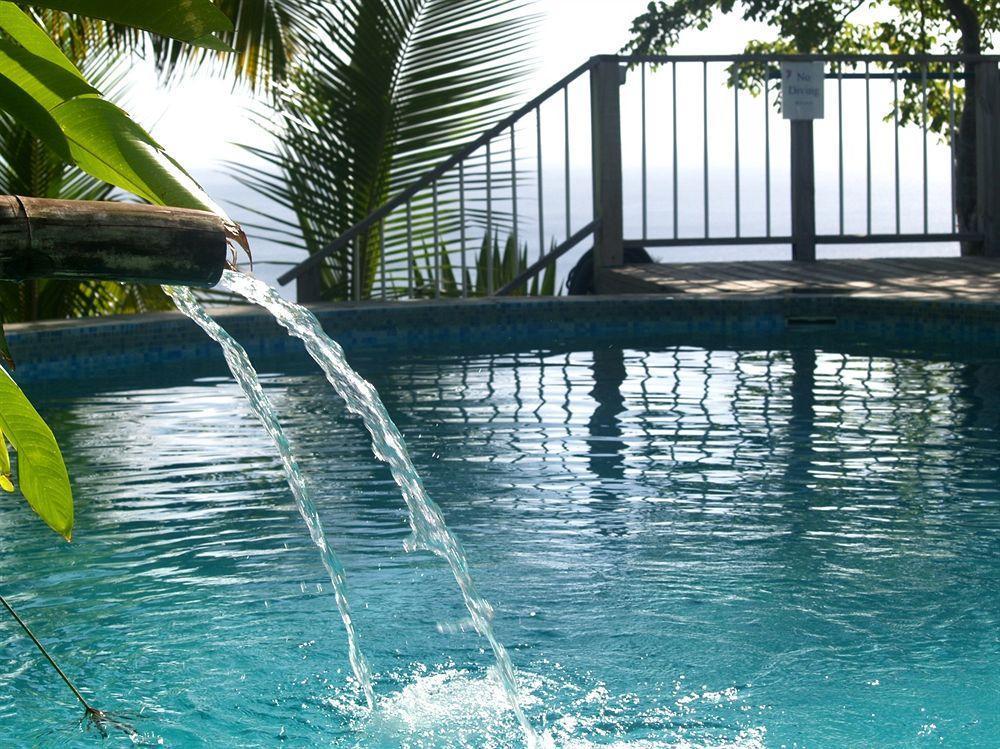 Nature'S Paradise Bed & Breakfast Marigot Bay Ngoại thất bức ảnh