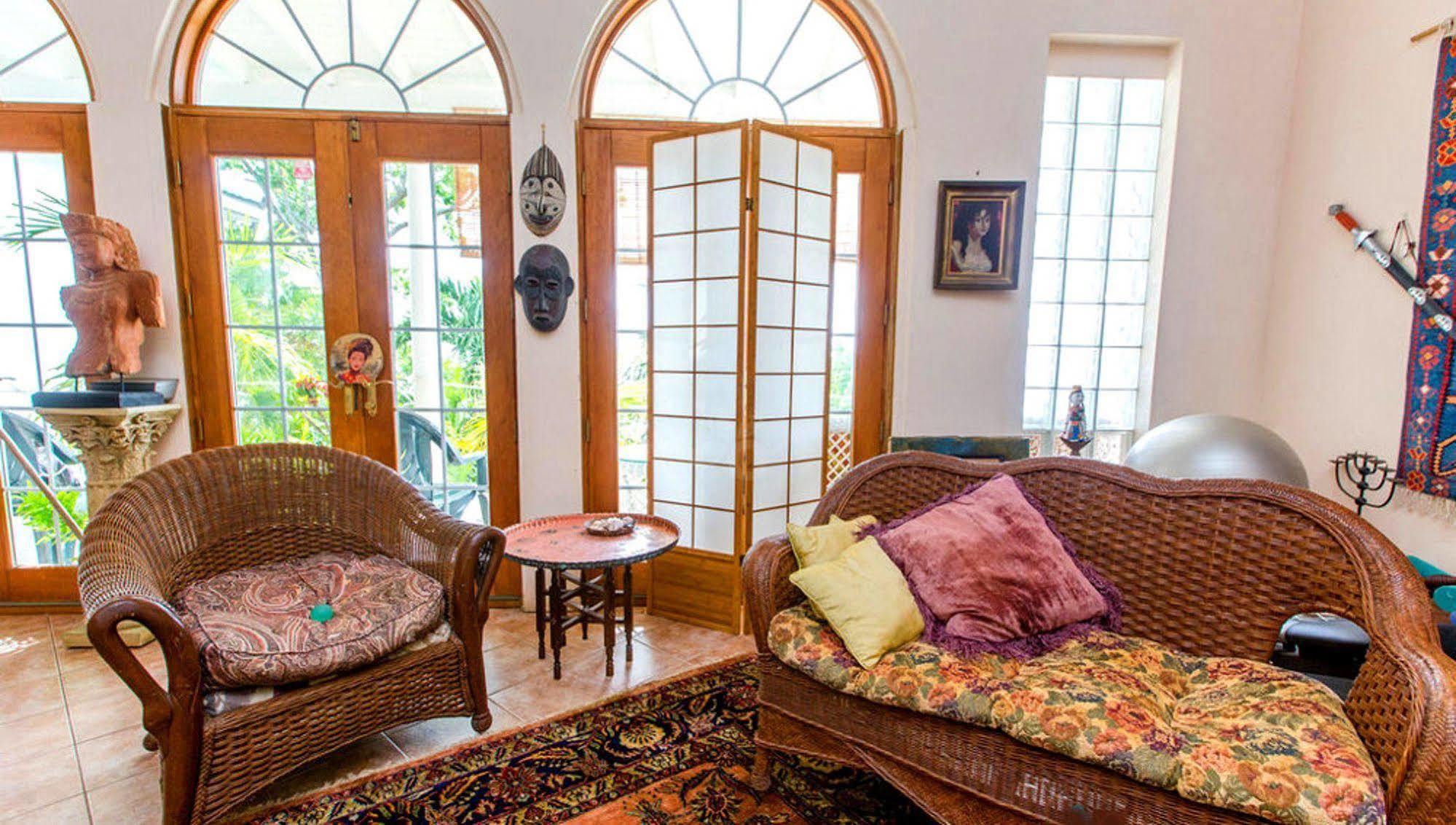 Nature'S Paradise Bed & Breakfast Marigot Bay Ngoại thất bức ảnh